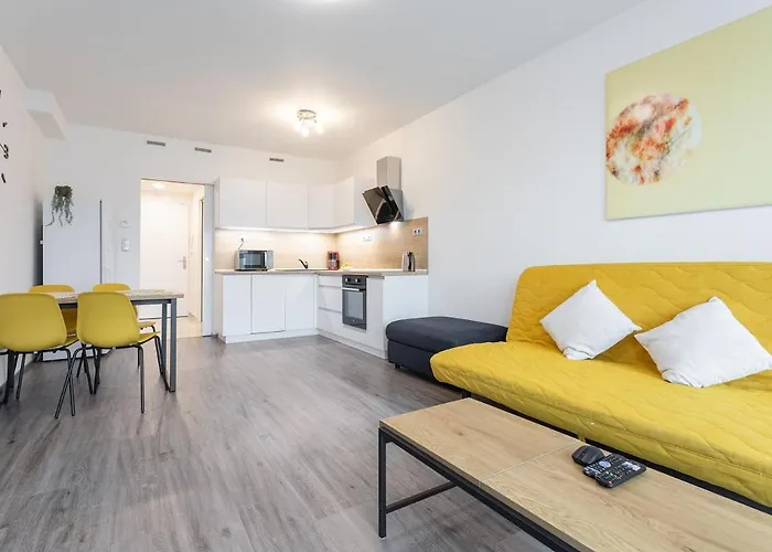 Yellow With Parking *